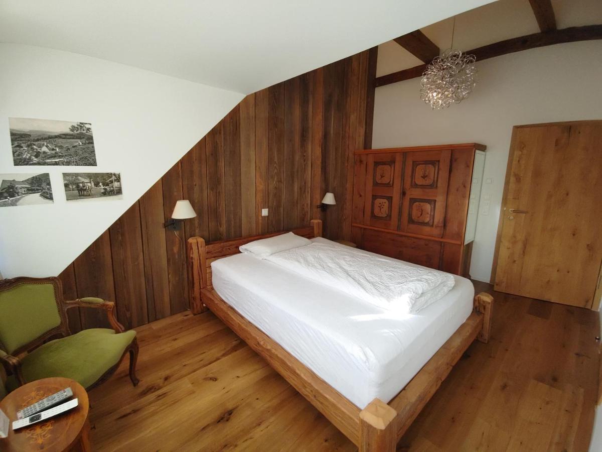Landgasthof Roderis Nunningen Bagian luar foto